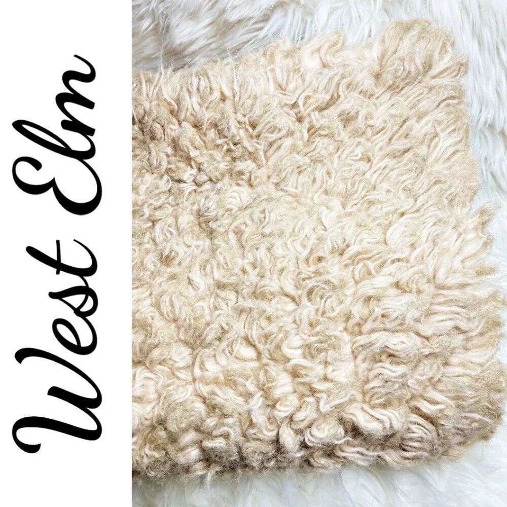 WEST ELM Faux Fur Blush Pink Plush Throw Blanket, 47”‎ x 60”